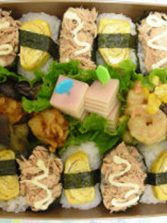 コンビ軍艦☆弁当-レシピのメイン写真
