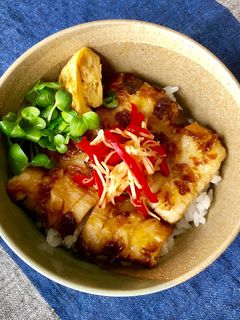 竹輪の蒲焼き風丼-レシピのメイン写真