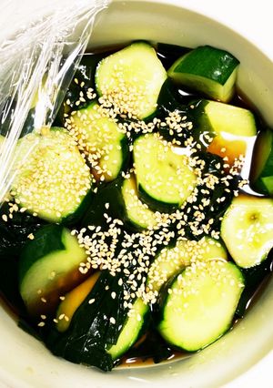 きゅうりと生わかめの酢の物風浅漬け-レシピのメイン写真