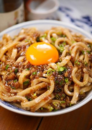 ぶっ濃い濃厚ソースのもっちり油うどん🤩-レシピのメイン写真