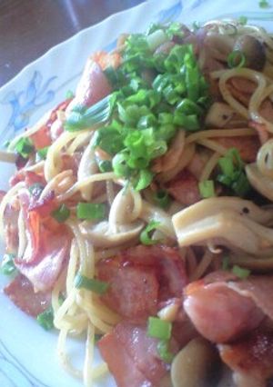 カリカリベーコンのバター醤油パスタ-レシピのメイン写真