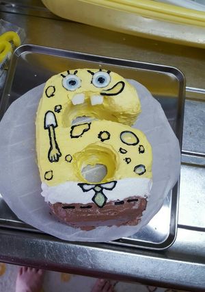 スポンジボブのケーキ-レシピのメイン写真