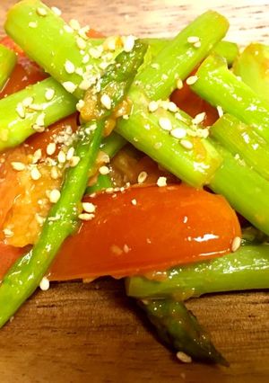 アスパラとミニトマトのガリバタ醤油炒め♡-レシピのメイン写真