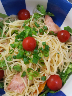 サッパリ!焼き鮭と夏野菜の冷製パスタ-レシピのメイン写真