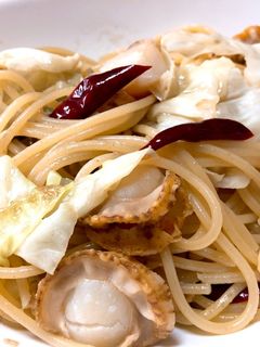 簡単!ホタテとキャベツのペペロンチーノ-レシピのメイン写真