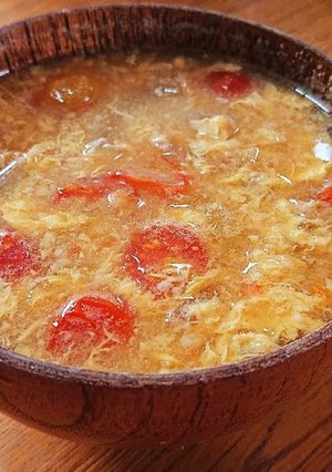夏にピッタリ♪旬のトマトと卵のお味噌汁☆-レシピのメイン写真
