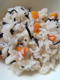 一歳離乳食 ひじきの炊き込みご飯-レシピのメイン写真