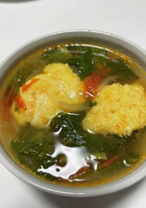 レタスとトマトのスープ(チーズ浮き身)-レシピのメイン写真