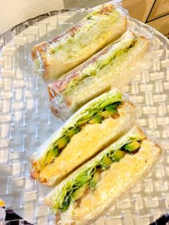 スモークサーモンとアボカドサンド-レシピのメイン写真