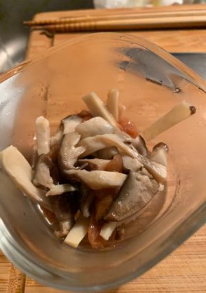 エリンギの梅肉和え-レシピのメイン写真