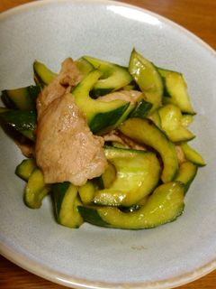 きゅうりと豚肉の塩コショウ炒め-レシピのメイン写真