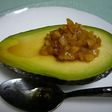 アボカドの皮を器にして✿わさび醤油味で!