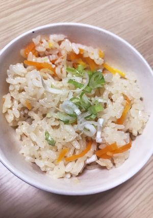 ツナとにんじんの炊き込みご飯-レシピのメイン写真