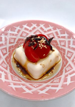 トマトと塩昆布の冷奴。おつまみにも。-レシピのメイン写真