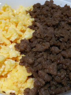 合挽き肉のそぼろ丼-レシピのメイン写真