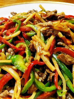 青椒”牛“肉絲!-レシピのメイン写真