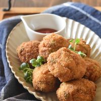 基本からアレンジまで！思わずつくりたくなる「豚こま切れ肉カツ」の