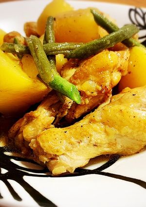 鶏手羽元とじゃがいものコンソメ煮-レシピのメイン写真