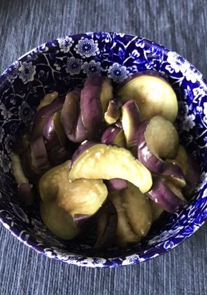 材料2つ 10分でできる茄子の浅漬け-レシピのメイン写真
