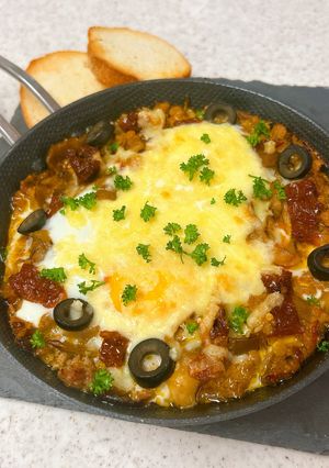 具沢山ミートソース♪落とし卵スキレット-レシピのメイン写真