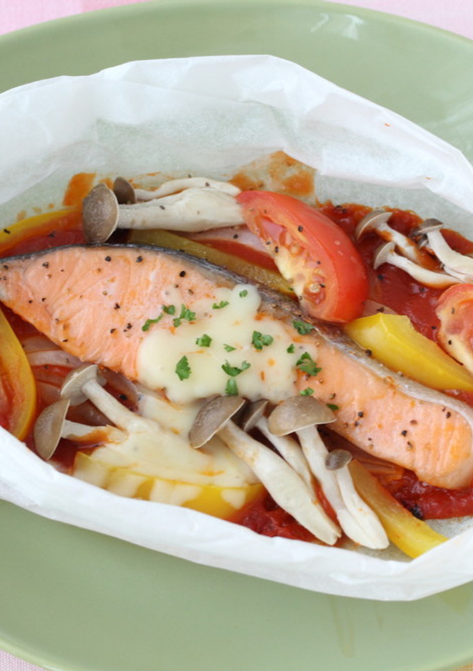 鮭ときのこの紙包み焼き-レシピのメイン写真