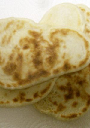 ドライカレーにはナン♪-レシピのメイン写真