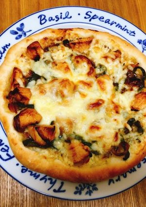 生地から手作り手ごね照り焼きチキンピザ-レシピのメイン写真