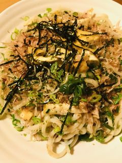 厚揚げとしらすのめんつゆ焼きうどん-レシピのメイン写真