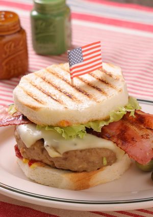 ボリュームパテ☆アメリカンハンバーガー-レシピのメイン写真