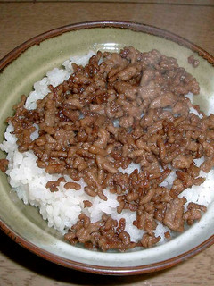 チョー簡単!ミンチ丼-レシピのメイン写真