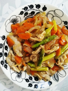 簡単に♪豚肉とアスパラのレモンソース炒め-レシピのメイン写真