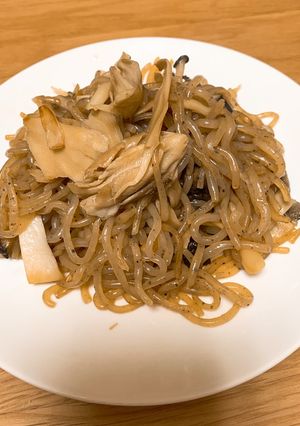 舞茸蒟蒻炒め-レシピのメイン写真