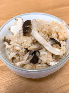 キノコの炊き込みごはん-レシピのメイン写真