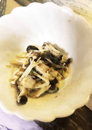 ピリッと美味しいキノコサラダ-レシピのメイン写真