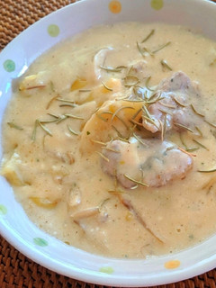 鶏もも肉とキノコのミルク煮込み-レシピのメイン写真