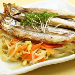 รูปของ ３種野菜とししゃもの南蛮漬　骨の健康に！