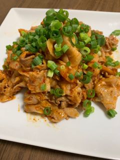 簡単おつまみ☆卵でまろやかぁ豚キムチ-レシピのメイン写真