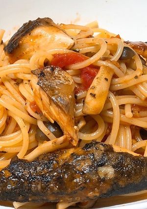 焼き鯖とキノコのスパイシートマトソース-レシピのメイン写真