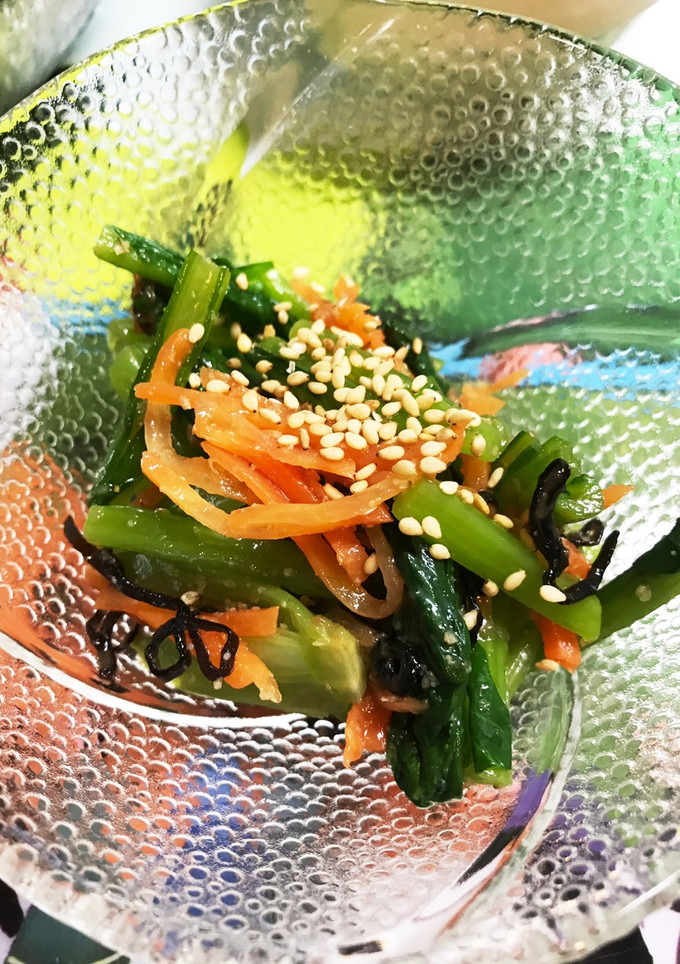 さっぱり梅と小松菜の塩昆布和え-レシピのメイン写真
