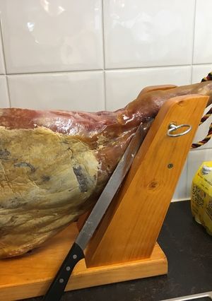 生ハム原木の切り方 その1-レシピのメイン写真