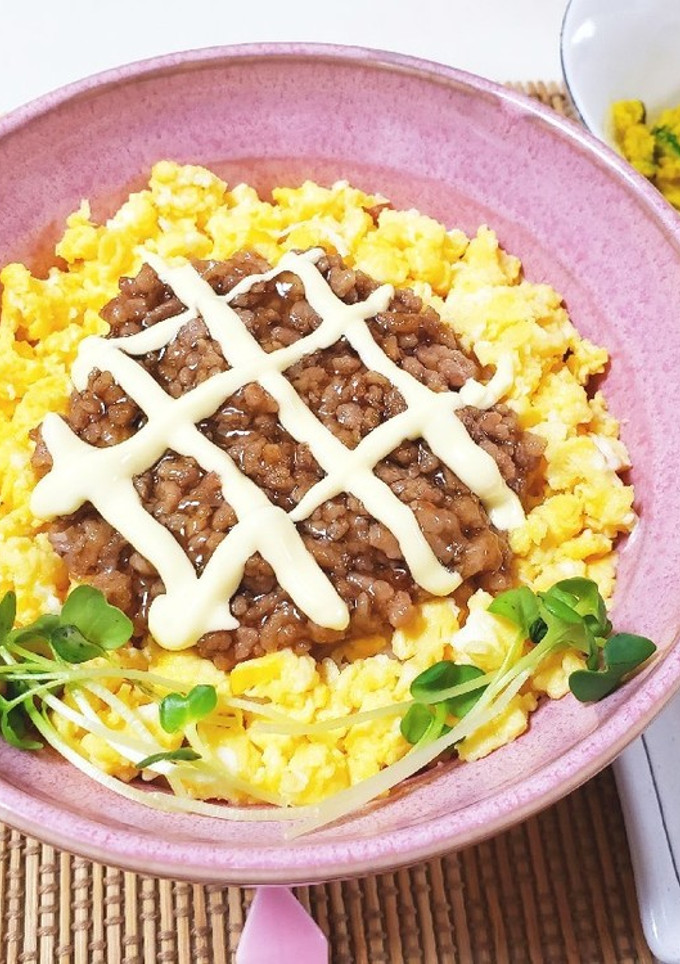 ひまわり♪豚そぼろとたまごの三色丼-レシピのメイン写真