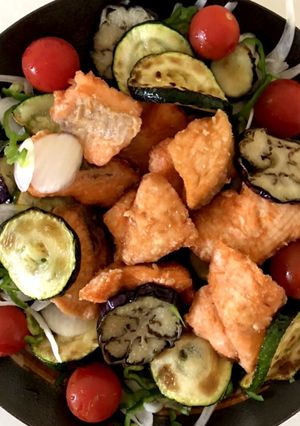 揚げた鮭と夏野菜のさっぱりサラダ-レシピのメイン写真