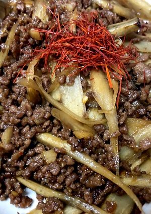 男のごぼうと牛ひき肉のうま煮-レシピのメイン写真