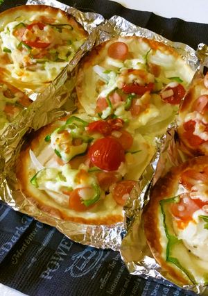 簡単節約でも美味しい餃子の皮で鶏ハムピザ-レシピのメイン写真