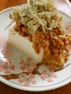 冷奴にのせるだけ!納豆とろろ昆布-レシピのメイン写真