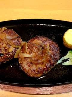 肉汁ジュワ〜のハンバーグ-レシピのメイン写真