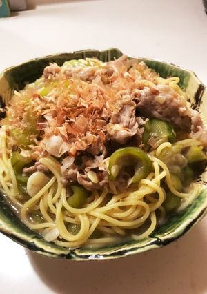 ヘチマと豚肉の味噌炒めパスタ-レシピのメイン写真