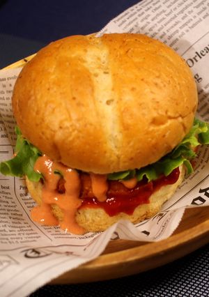 KFCの期間限定! レッドホットサンド♪-レシピのメイン写真