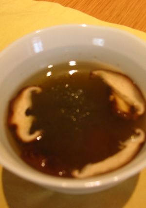 とろろとしいたけと梅ぼしのおすまし-レシピのメイン写真