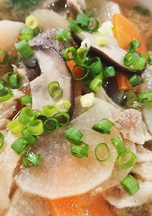筑前煮の翌日はリメイク!豚汁!-レシピのメイン写真